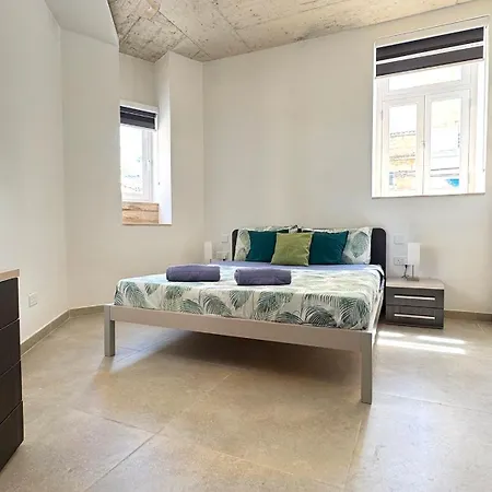 Stylish Entire - 2min From The Seafront