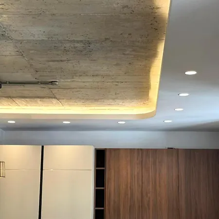 Stylish Entire - 2min From The Seafront Lejlighed
