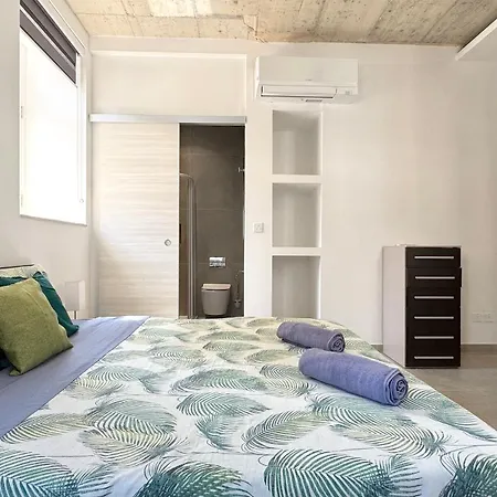 Lejlighed Stylish Entire - 2min From The Seafront