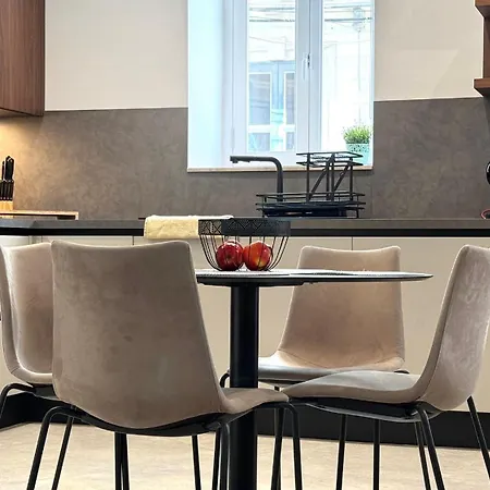 Stylish Entire - 2min From The Seafront Lejlighed