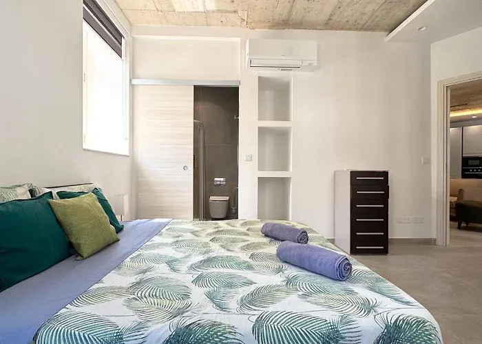 Lägenhet Stylish Entire - 2min From The Seafront